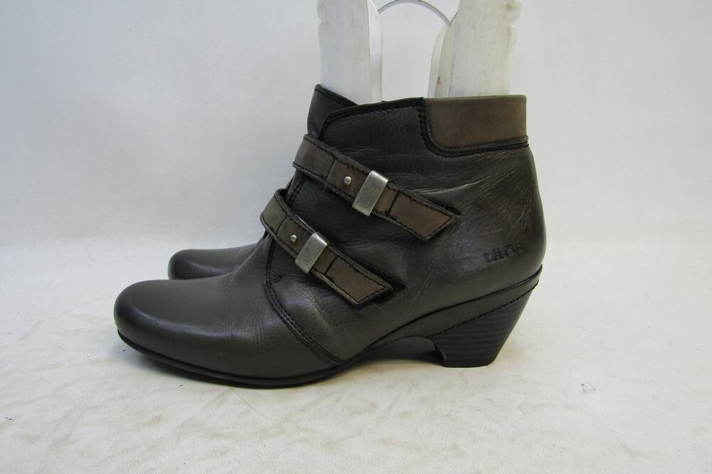 Taos Womens Size 39 EUR Distressed Brown Leather Zip Heeled Ankle Boots Bootie